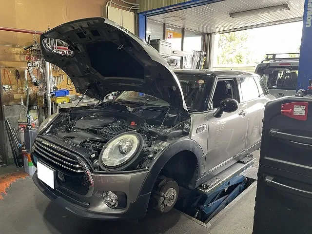 滋賀オートライフハノ　輸入車「ＭＩＮＩ」(ミニ)の車検＆整備とタイヤ交換
