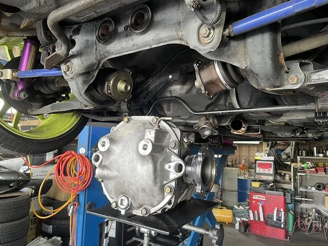 滋賀オートライフハノ　日産「シルビア」(S15)のデフASSY交換（ファイナル3.9→4.1に変更）