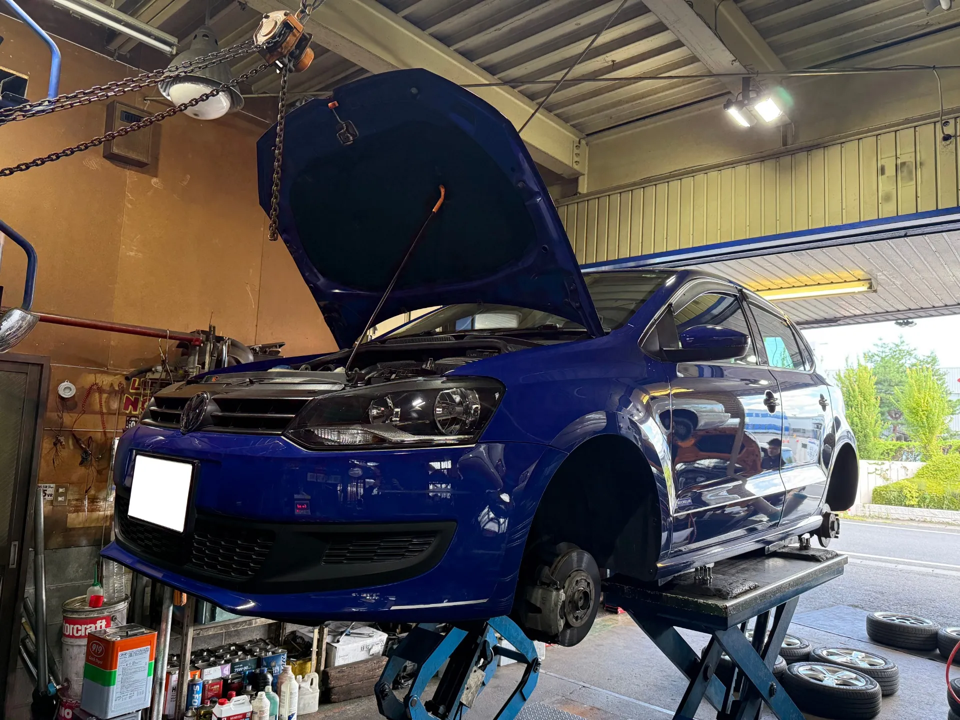 滋賀オートライフハノ　輸入車「ＶＷポロ」(6R)の車検＆整備と持込部品交換