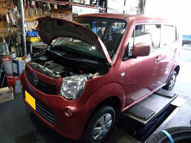 滋賀オートライフハノ 日産「モコ」(MG33S)の持ち込みセルモーター交換