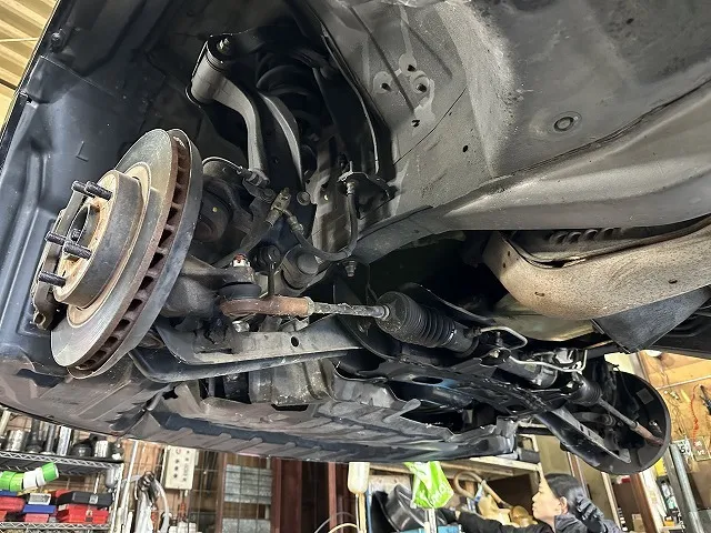 滋賀オートライフハノ 日産「スカイライン 25GT」(ER34)の車検&整備とオイル交換