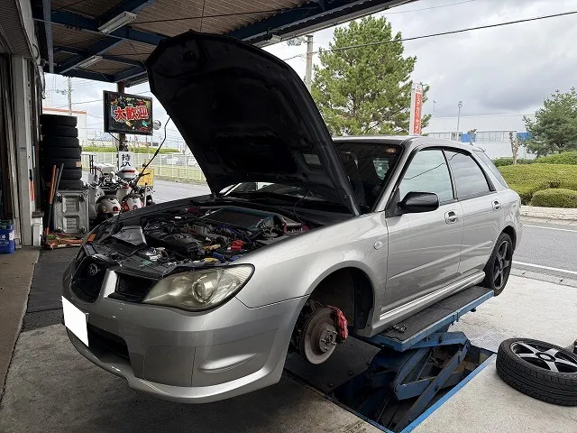 滋賀オートライフハノ スバル「インプレッサワゴン」(GGA)のクラッチ交換