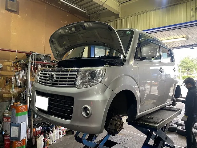 滋賀オートライフハノ 日産「モコ」(MG33S)の車検&整備とオイル交換