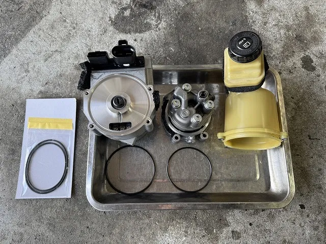 滋賀オートライフハノ エルグランド(E52)のパワステポンプのOリング