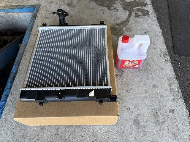 滋賀オートライフハノ　スズキ「ワゴンR」の持ち込みラジエター交換