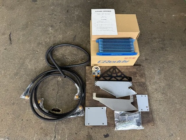 滋賀オートライフハノ　トヨタ「GR86」(ZN8)のトラストのオイルクーラー取付