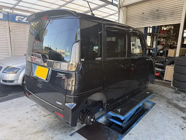 滋賀オートライフハノ スズキ「スペーシア」の持込スタッドレスタイヤ交換4本(14インチ)