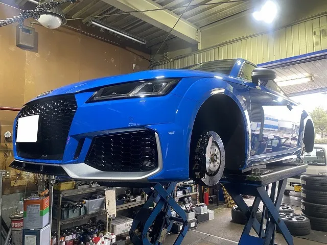滋賀オートライフハノ 輸入車「アウディTT-RS」(8S)の持込タイヤ交換4本(20インチ)