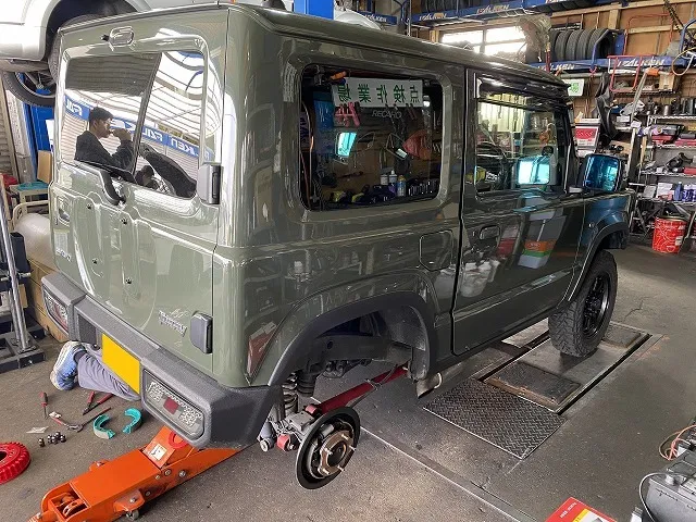 滋賀オートライフハノ　スズキ「ジムニー」(JB64W)の持ち込みリアブレーキシュー交換(プロジェクトμ)