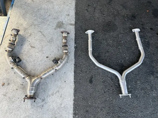 滋賀オートライフハノ　日産「フーガ」(Y51)の持込フロントパイプ交換