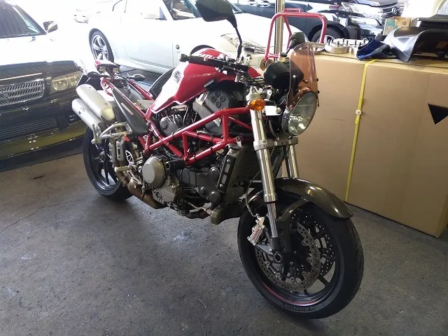 滋賀オートライフハノ　ドゥカティ「モンスター」の車検＆整備と燃料ポンプ交換