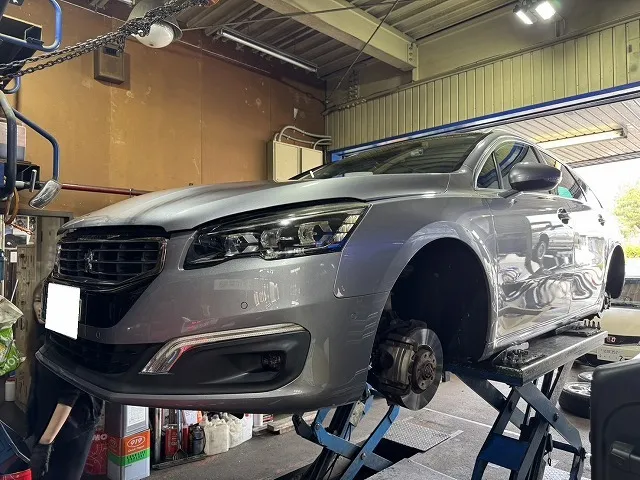滋賀オートライフハノ　輸入車「プジョー 508」の車検＆整備とオイル交換