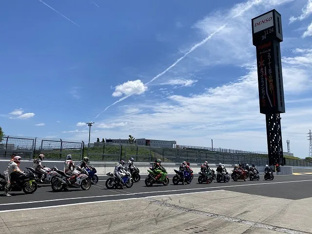 滋賀オートライフハノ　鈴鹿サーキット（フルコース）の練習走行　CBR600RR(PC40) ※鈴鹿4耐久の練習
