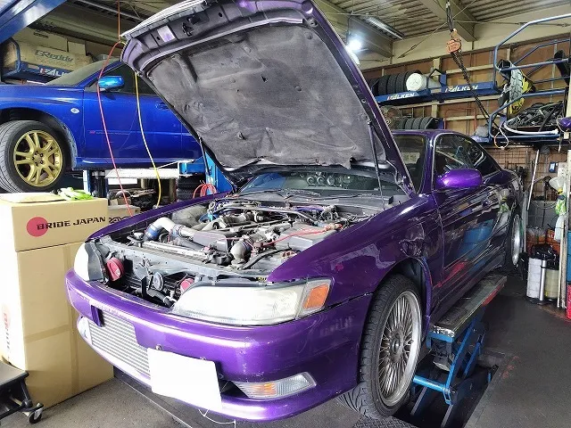 滋賀オートライフハノ　トヨタ「マークⅡ」(JZX90)のオルタネーター交換（リビルト品）
