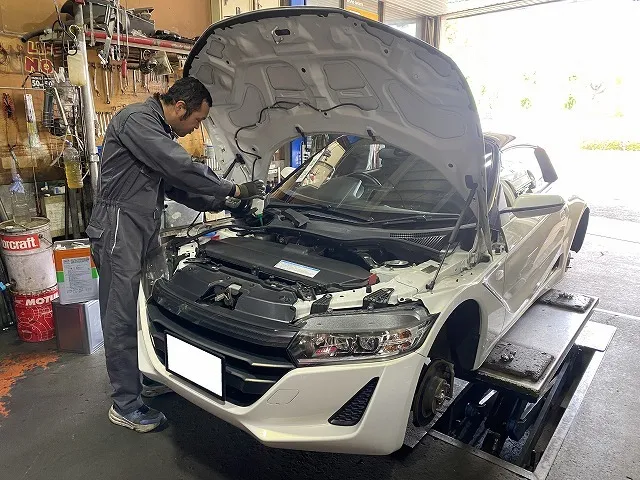 滋賀オートライフハノ　ホンダ「S660」(JW5)の持ち込みブレーキパッド＆ローター交換 ※前後
