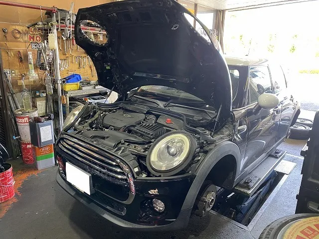 滋賀オートライフハノ　輸入車「MINIクーパーD」(F55)の車検＆整備とオイル交換