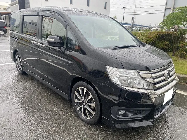 滋賀オートライフハノ　中古車「ホンダ ステップワゴン スパーダ 」(RK5)ご成約