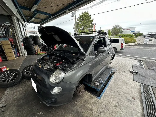 滋賀オートライフハノ 輸入車「フィアット500」の車検&整備とドライブシャフトブーツ交換