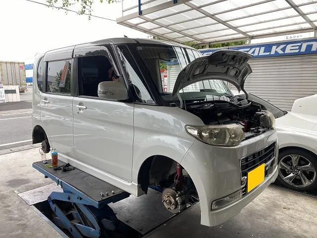 滋賀オートライフハノ　ダイハツ「タント」(Ｌ375Ｓ)の車検＆整備とオイル交換