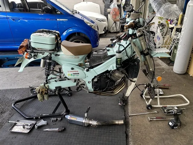 滋賀オートライフハノ　バイクの持ち込みタイヤ交換（前後）