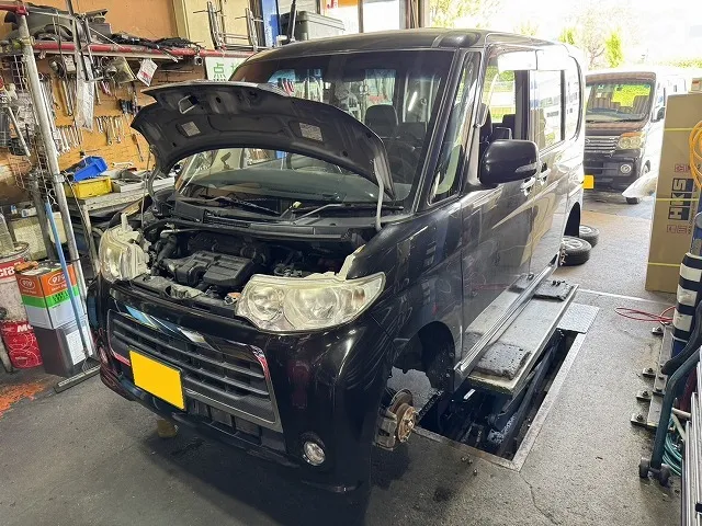 滋賀オートライフハノ　ダイハツ「タント」(Ｌ375Ｓ)の車検＆整備とオイル交換