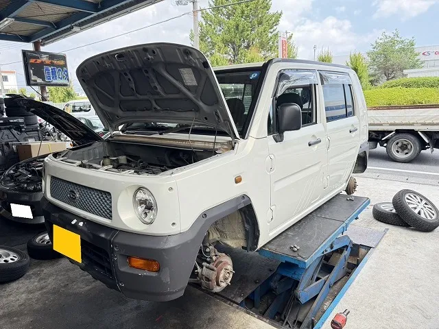 滋賀オートライフハノ　ダイハツ「ネイキッド」(Ｌ750Ｓ)の車検＆整備とオイル交換