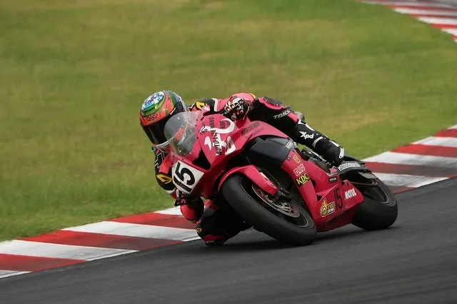 滋賀オートライフハノ　鈴鹿4耐の最後の練習走行　CBR600RR(PC40)