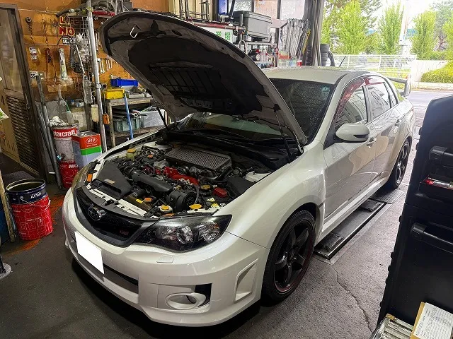滋賀オートライフハノ スバル「インプレッサ WRX STI」(GVB)のクラッチのマスターシリンダー&レリーズシリンダー交換